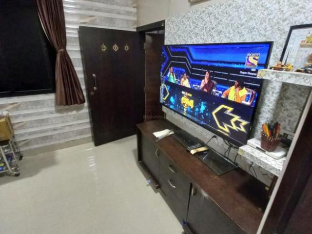 3 BHK Apartment in Girgaon for rent Mumbai. The reference number is 6933457