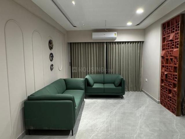 3 BHK Apartment in Gurukul for rent Ahmedabad. The reference number is 21239991