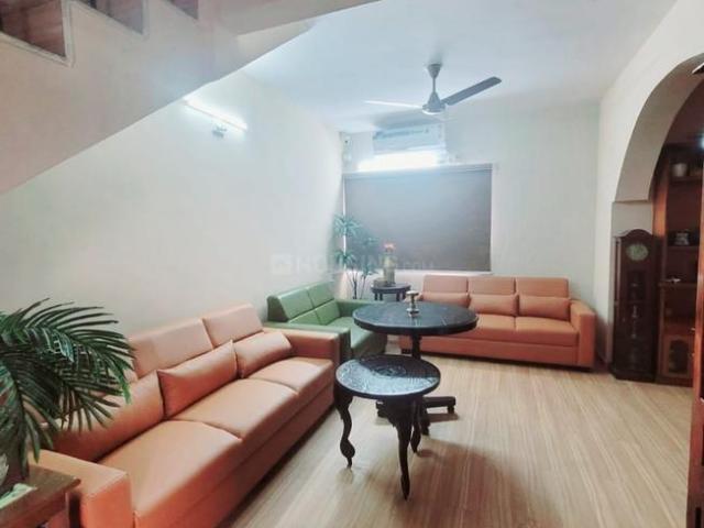3 BHK Apartment in Gurukul for resale Ahmedabad. The reference number is 19619356