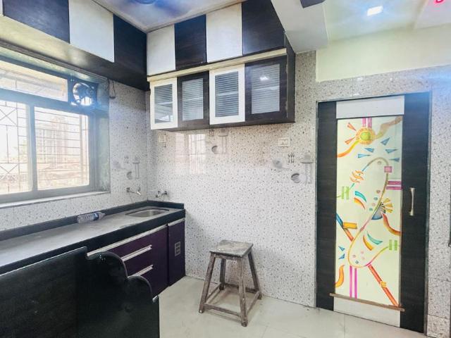 3 BHK Apartment in Dombivli East for rent Thane. The reference number is 19988954