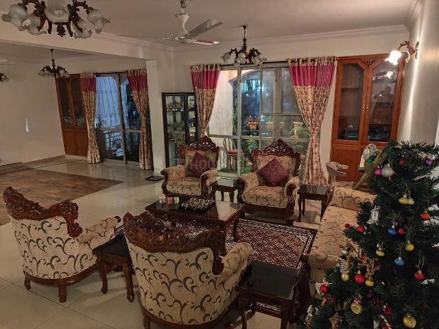 3 BHK Apartment in Domlur Layout for rent Bengaluru. The reference number is 14881386