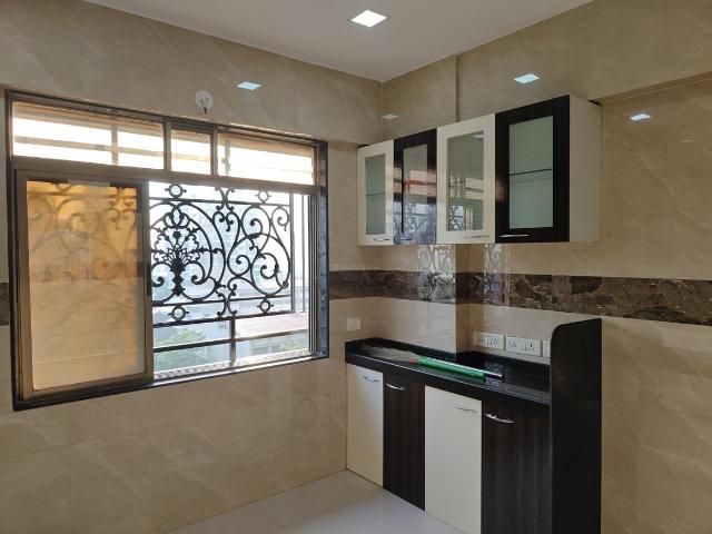 3 BHK Apartment in Dadar East for rent Mumbai. The reference number is 18824609
