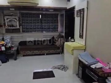 3 BHK Apartment in Dadar East for rent Mumbai. The reference number is 20555526