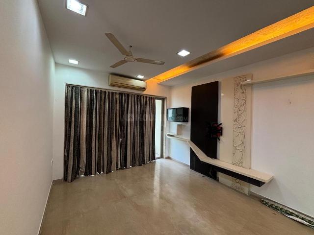 3 BHK Apartment in Dadar West for rent Mumbai. The reference number is 21345690