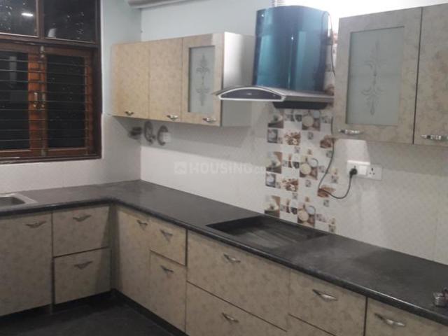 3 BHK Apartment in Darshan Purwa for rent Kanpur. The reference number is 20997102