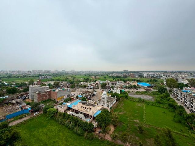 3 BHK Apartment in Dhakoli for rent Zirakpur. The reference number is 20984525