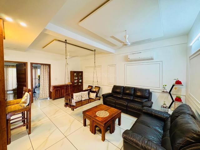 3 BHK Apartment in Dhakoli for resale Zirakpur. The reference number is 20818271
