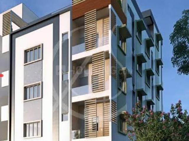3 BHK Apartment in Dhakuria for resale Kolkata. The reference number is 19735794