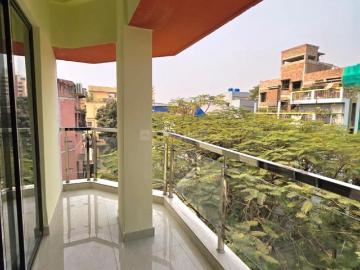 3 BHK Apartment in Dhakuria for resale Kolkata. The reference number is 19976928
