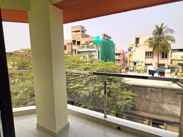 3 BHK Apartment in Dhakuria for resale Kolkata. The reference number is 20423946