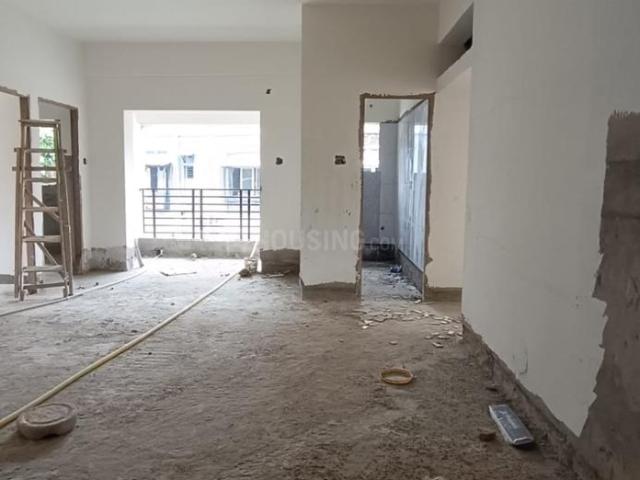 3 BHK Apartment in Dhakuria for resale Kolkata. The reference number is 20514123