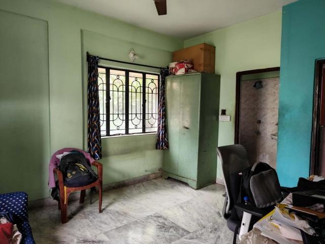 3 BHK Apartment in Dhakuria for resale Kolkata. The reference number is 20531392