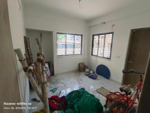 3 BHK Apartment in Dhakuria for resale Kolkata. The reference number is 20763044