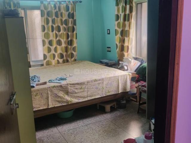 3 BHK Apartment in Dhakuria for resale Kolkata. The reference number is 21008337
