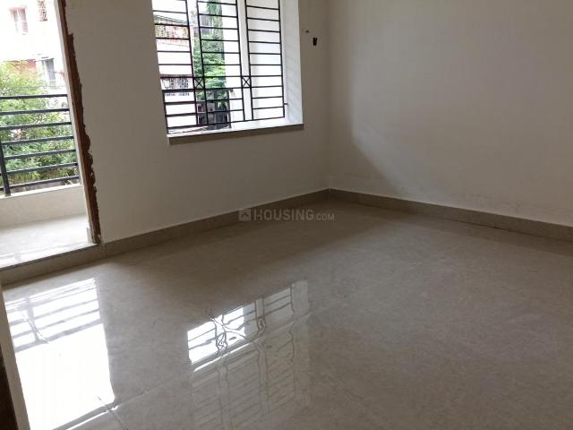 3 BHK Apartment in Dhakuria for resale Kolkata. The reference number is 21055996