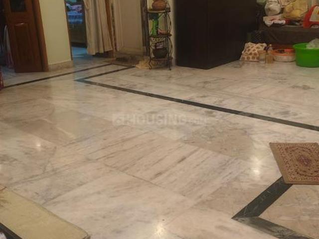 3 BHK Apartment in Dhakuria for resale Kolkata. The reference number is 21094530