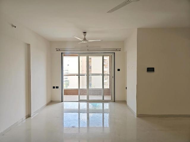 3 BHK Apartment in Dhanori for rent Pune. The reference number is 18581571