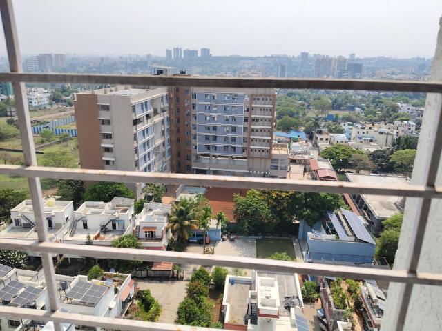3 BHK Apartment in Dhankawadi for rent Pune. The reference number is 20042154