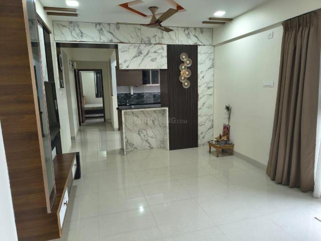 3 BHK Apartment in Dhankawadi for rent Pune. The reference number is 21009702