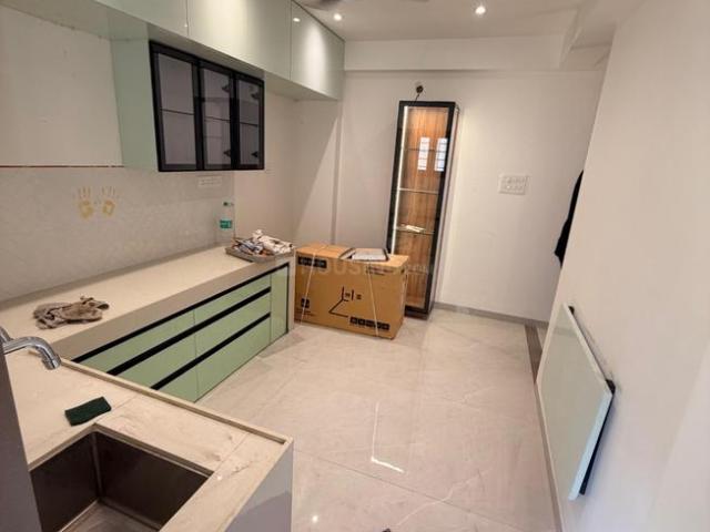 3 BHK Apartment in Dharampeth for rent Nagpur. The reference number is 21014029