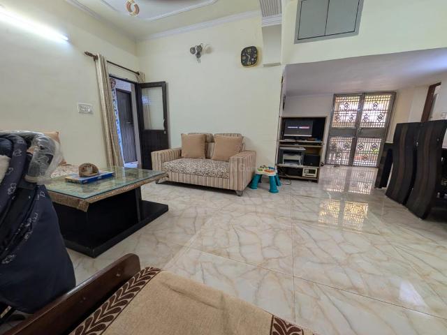 3 BHK Apartment in Dilshad Garden for resale New Delhi. The reference number is 20544660