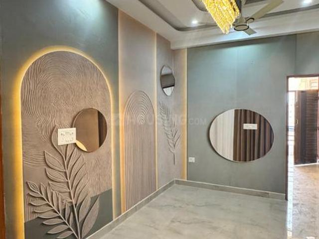 3 BHK Apartment in DLF Ankur Vihar for resale Ghaziabad. The reference number is 18749753