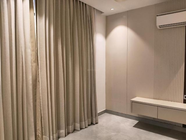 3 BHK Apartment in DLF Phase 2 for rent Gurgaon. The reference number is 19861543