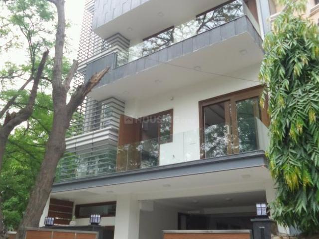 3 BHK Apartment in DLF Phase 2 for resale Gurgaon. The reference number is 20819829