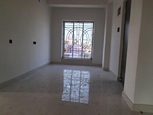 3 BHK Apartment in Dum Dum for resale Kolkata. The reference number is 18864583