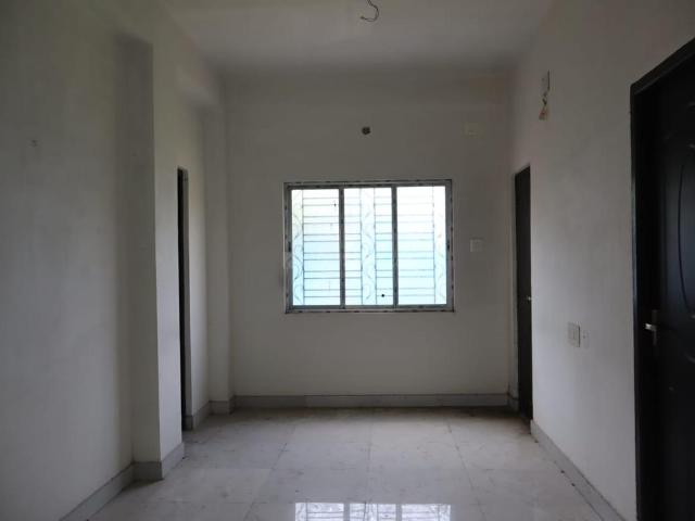 3 BHK Apartment in Dum Dum for resale Kolkata. The reference number is 20082897