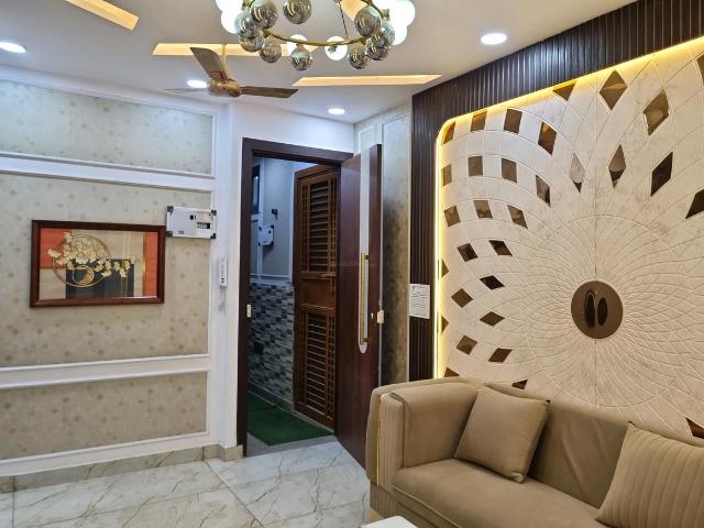3 BHK Apartment in Dwarka Mor for resale New Delhi. The reference number is 20559562