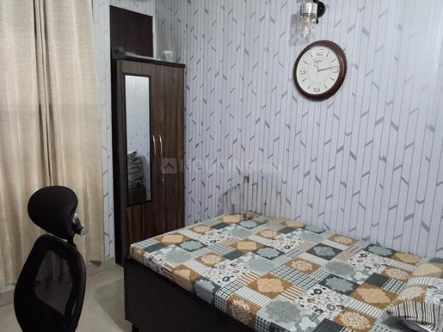 3 BHK Apartment in Dwarka Mor for resale New Delhi. The reference number is 20628982