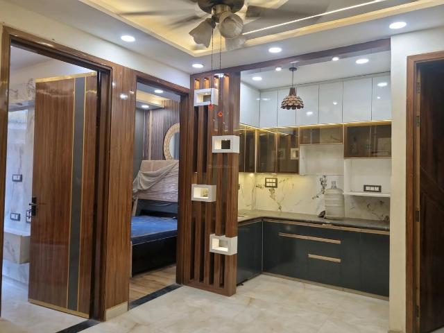 3 BHK Apartment in Dwarka Mor for resale New Delhi. The reference number is 20745213