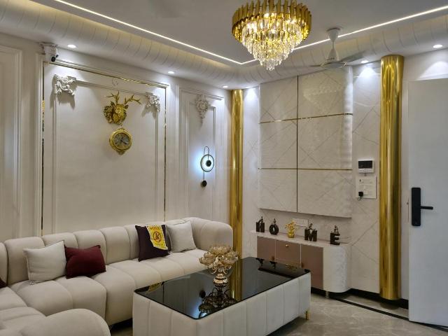 3 BHK Apartment in Dwarka Mor for resale New Delhi. The reference number is 21000294