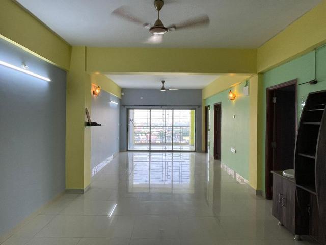 3 BHK Apartment in Entally for resale Kolkata. The reference number is 20986327