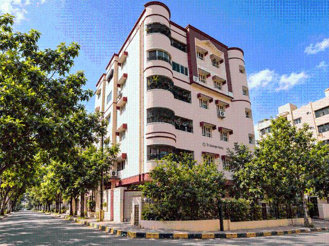 3 BHK Apartment in East Marredpally for resale Secunderabad. The reference number is 21257774