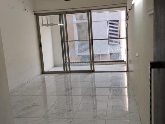 3 BHK Apartment in Ellisbridge for rent Ahmedabad. The reference number is 21250796