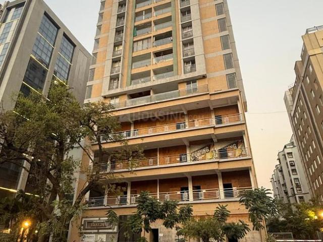 3 BHK Apartment in Ellisbridge for rent Ahmedabad. The reference number is 21301218
