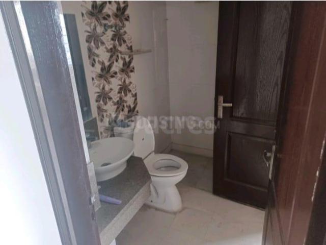 3 BHK Apartment in Eta II for resale Greater Noida. The reference number is 14778747