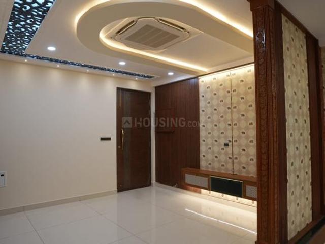3 BHK Apartment in Financial District for rent Hyderabad. The reference number is 21357990