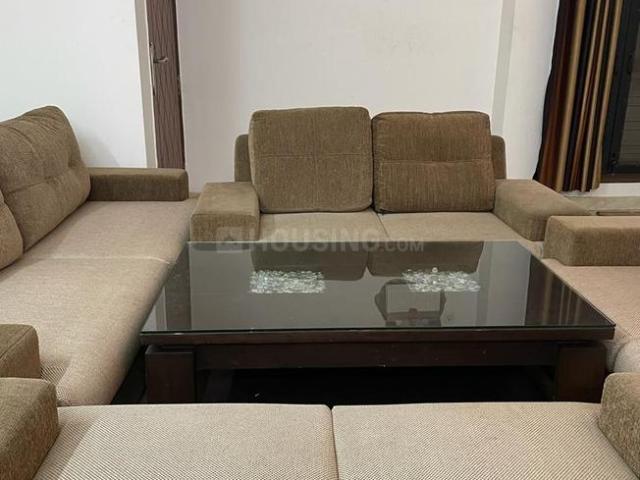 3 BHK Apartment in Freedom Fighters Enclave for rent New Delhi. The reference number is 21157617