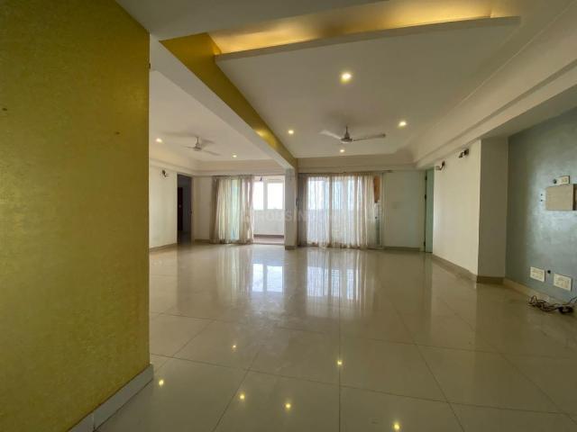 3 BHK Apartment in K R Puram for rent Bengaluru. The reference number is 15162657