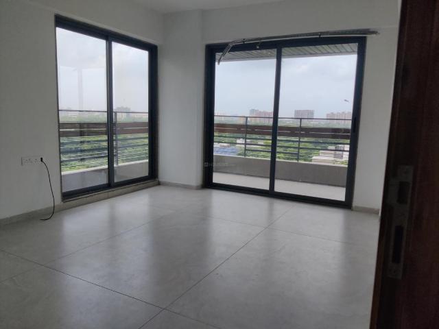 3 BHK Apartment in Koteshwar for resale Ahmedabad. The reference number is 21040734