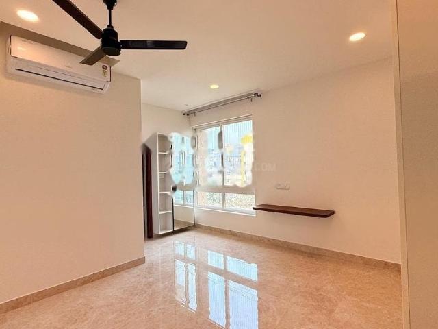 3 BHK Apartment in Kothaguda for rent Hyderabad. The reference number is 21258376