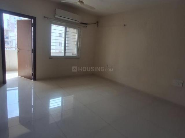 3 BHK Apartment in Kothaguda for rent Hyderabad. The reference number is 21205581