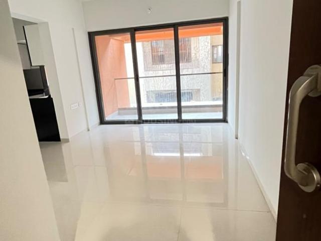 3 BHK Apartment in Kothrud for rent Pune. The reference number is 21095443
