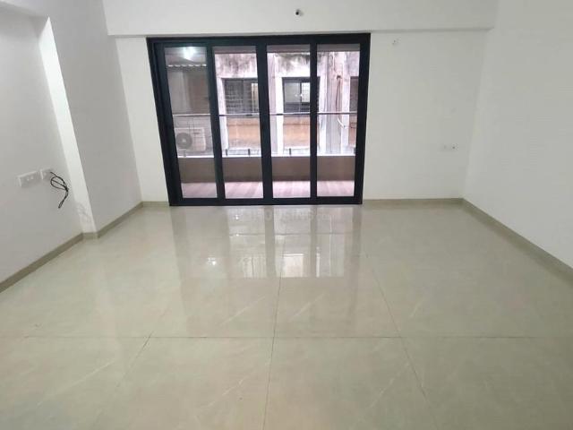 3 BHK Apartment in Kothrud for resale Pune. The reference number is 20911478