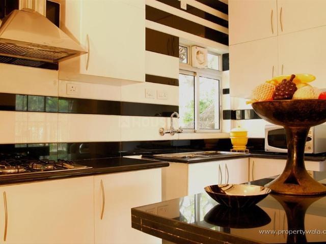 3 BHK Apartment in Kothrud for resale Pune. The reference number is 21051235