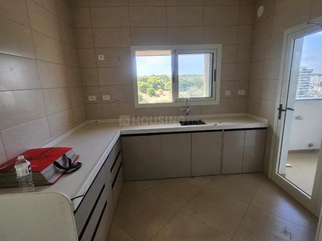 3 BHK Apartment in Kothrud for resale Pune. The reference number is 21054436
