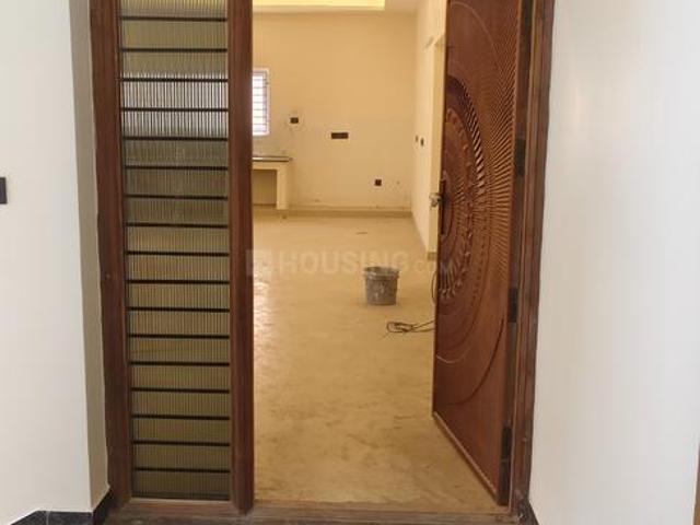 3 BHK Apartment in Kottivakkam for resale Chennai. The reference number is 21203851